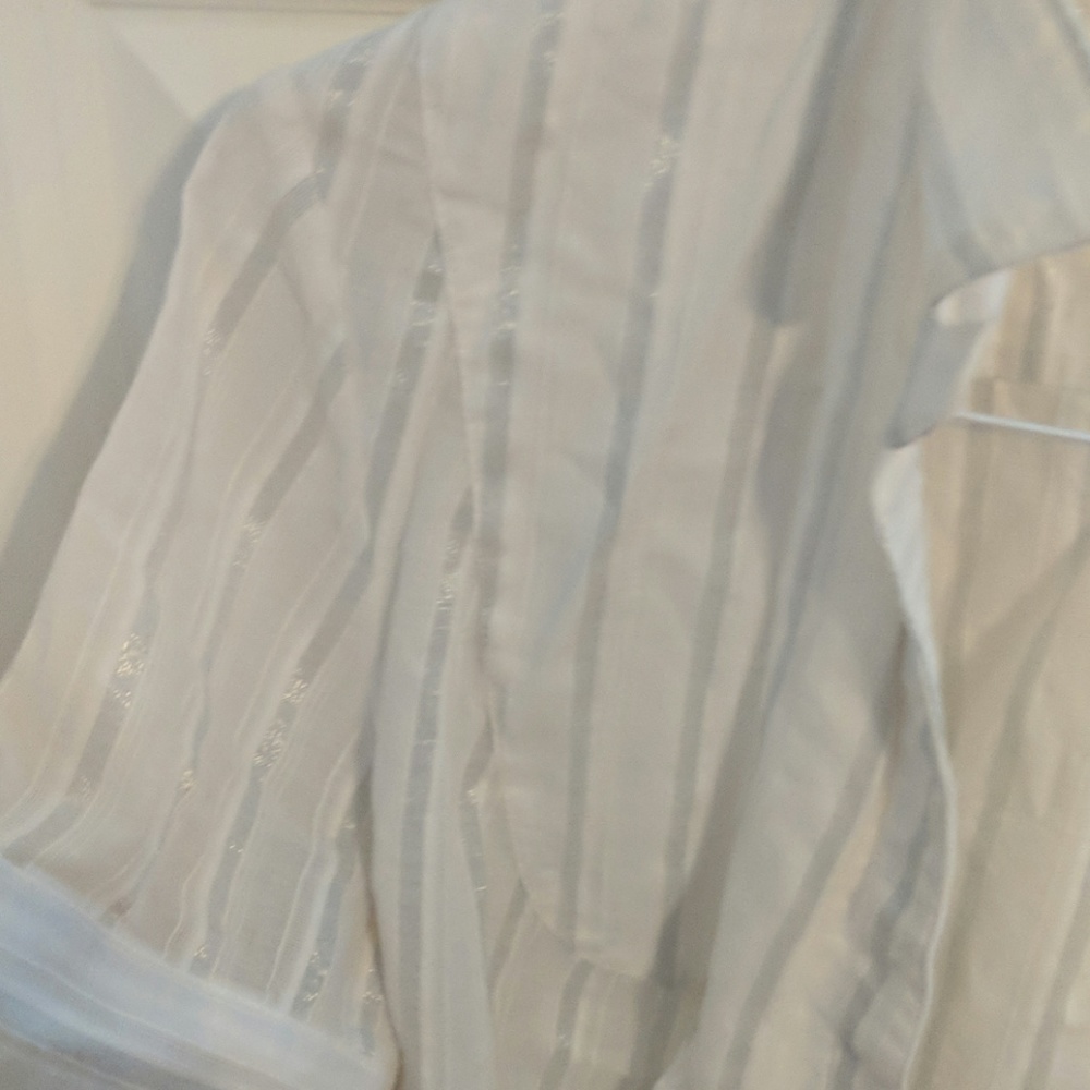 Button down blouse - Picture 3 of 3